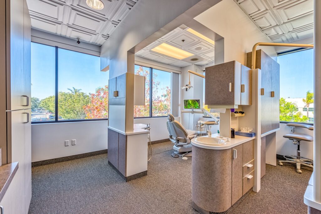 Family dental office in Oxnard, California